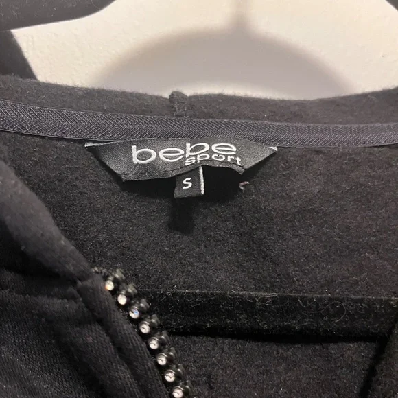 bebe - Picture 3 of 3